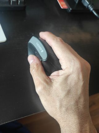 Ratón vertical ergonómico cherry mw 4500