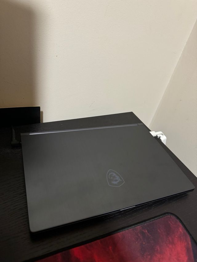 MSI 14 i7 10TH GEN 16GB RAM