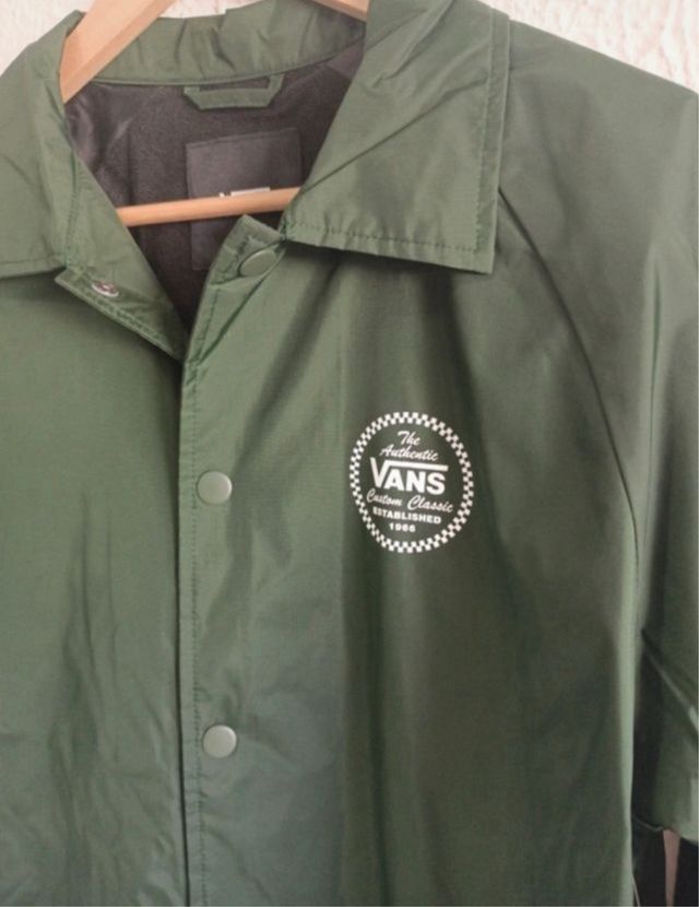 CHAQUETA VANS A ESTRENAR TALLA M