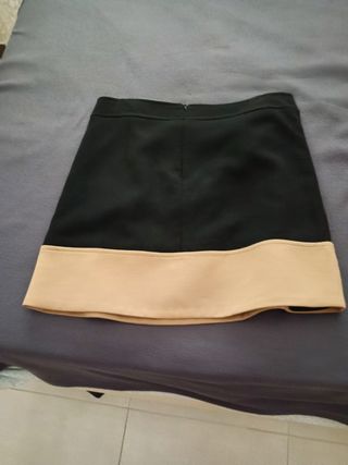 Falda negra y beige 
