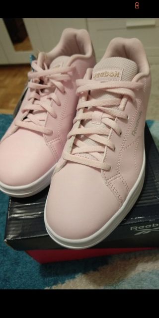 Zapatillas Reebok. Talla 38