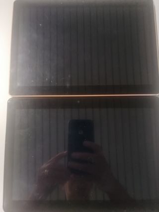 Due tablet 10 pollici con due cover