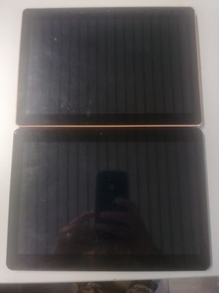 Due tablet 10 pollici con due cover