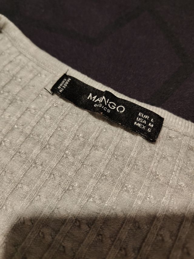 Jerseys básicos gris y negro. Mango