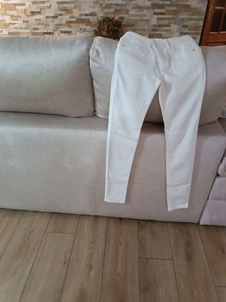 Pantalón vaquero largo