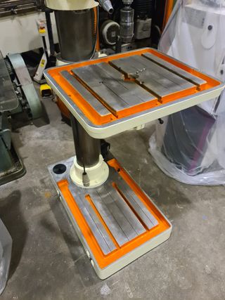 Taladro de columna Erlo TCA-40 de ocasión