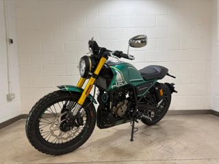 FB MONDIAL HPS 125 CBS