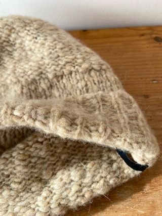 Gorro beige invierno 