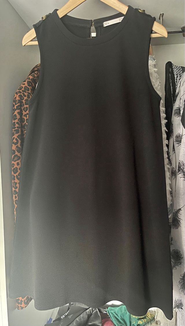 Vestido negro casual