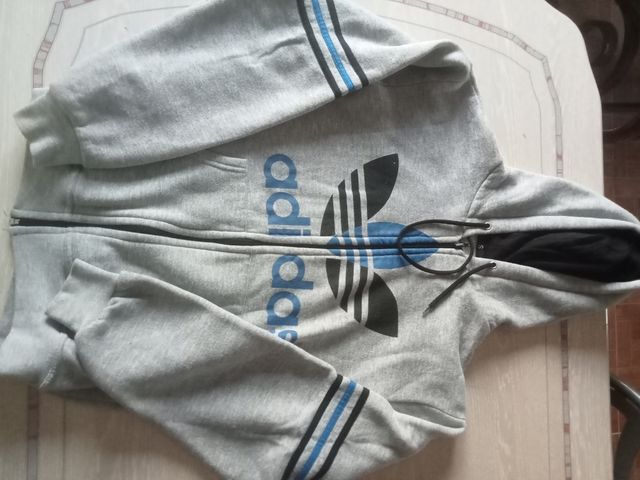 Sudadera con cremallera