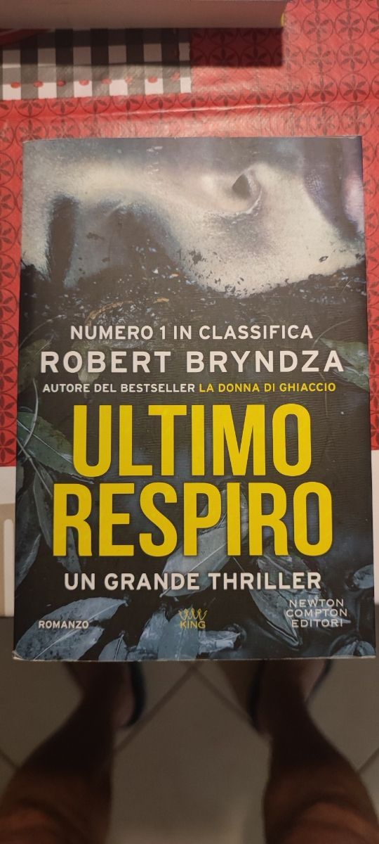 N. 6 libri giallo thriller