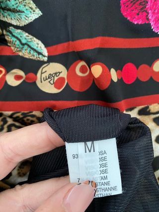 Vestido negro flores leopardo talla M Fuego Woman