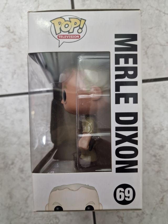 Funko pop merle dixon 69