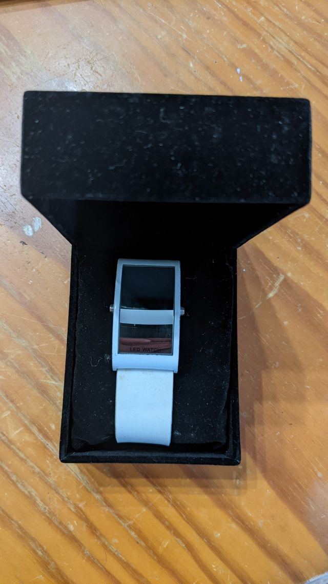 Relógio digital a LED's Vintage