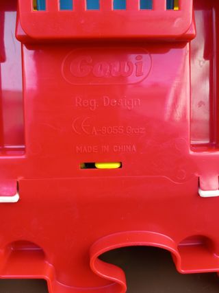 Garage de juguete para niños