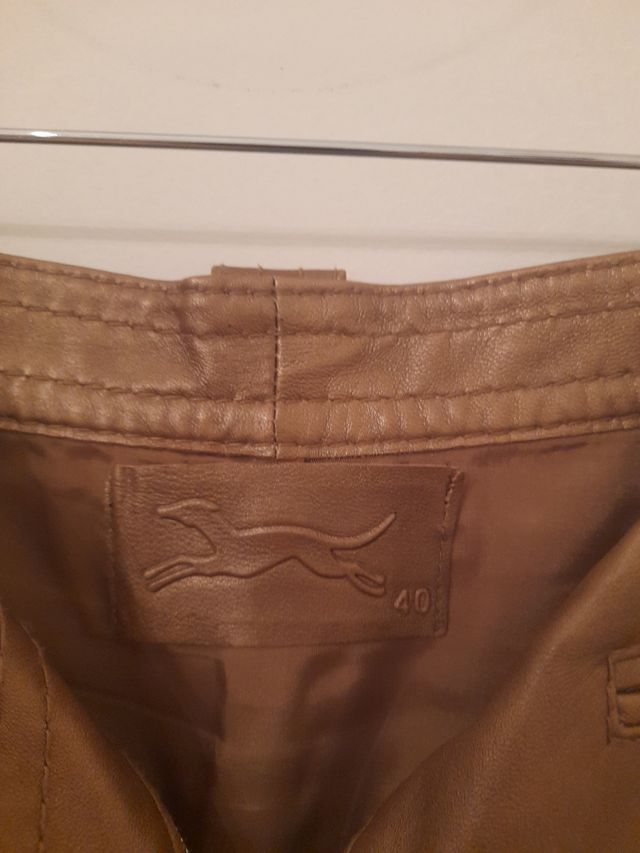 Falda piel auténtica  Bimba y Lola dorad