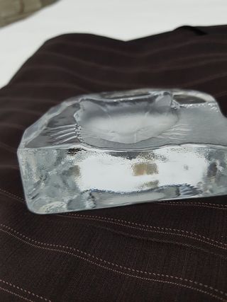 Cenicero- pisapapeles .