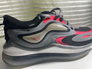 Se vende zapatillas Air Max con muy poco uso