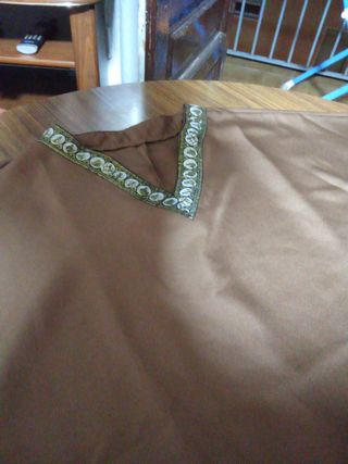 Camisa marrón disfraz