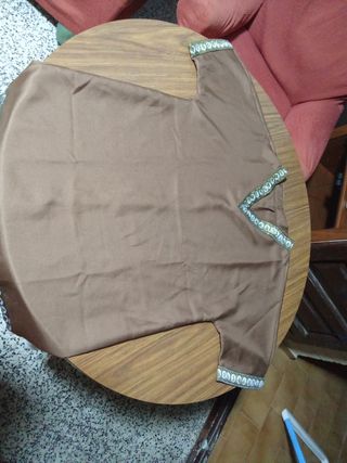 Camisa marrón disfraz