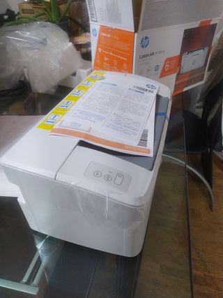 Impresora Láser Jet M110we HP