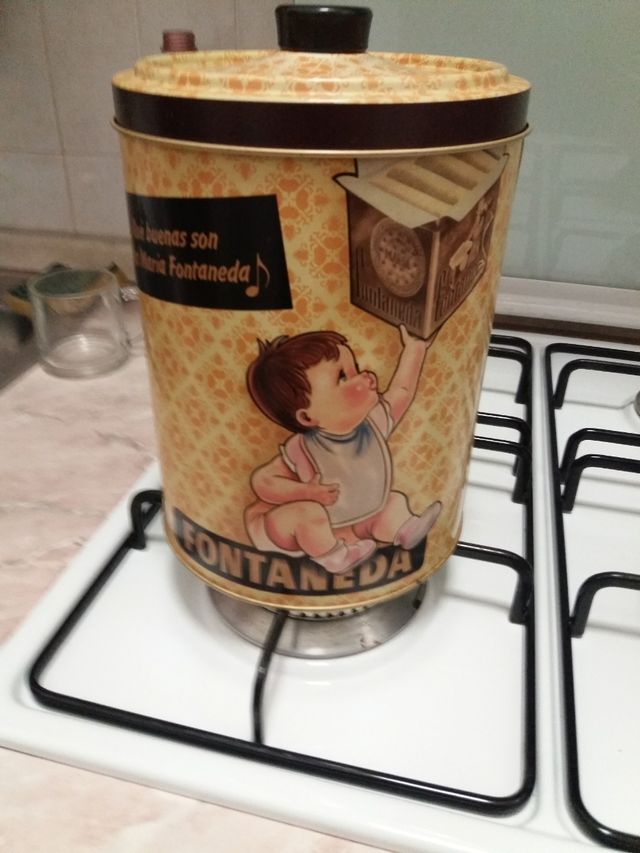 Biscottiera Fontaneda