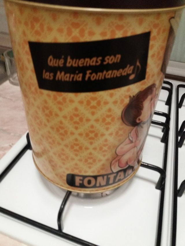 Biscottiera Fontaneda