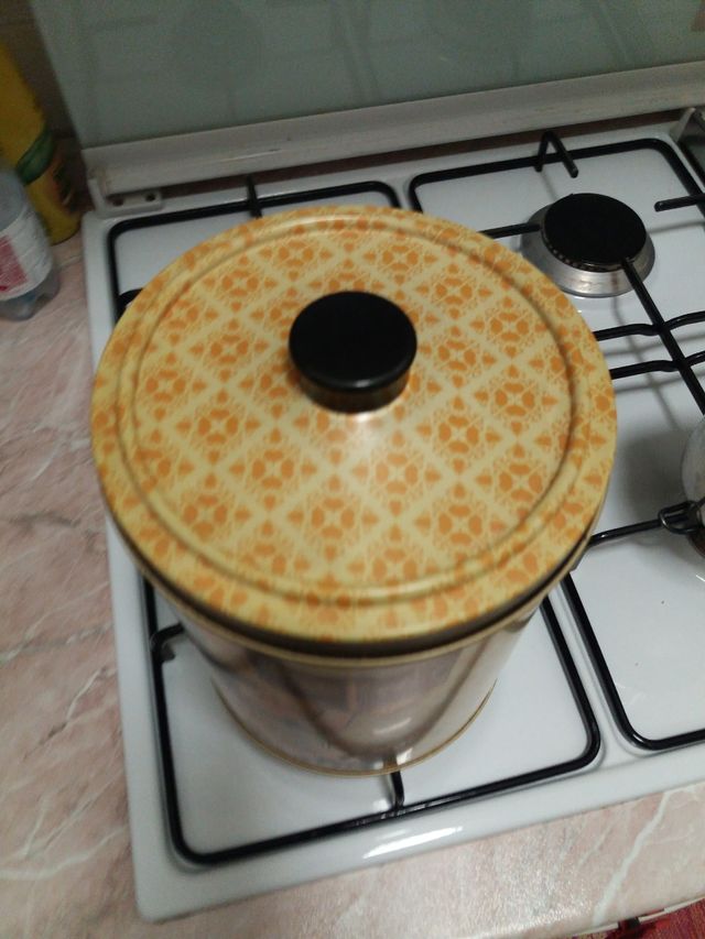 Biscottiera Fontaneda