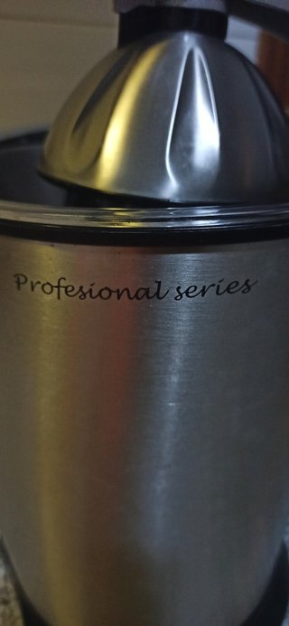EXPRIMIDOR PROFESIONAL JATA 160 W