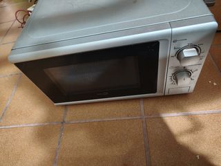 Microondas saviod piezas