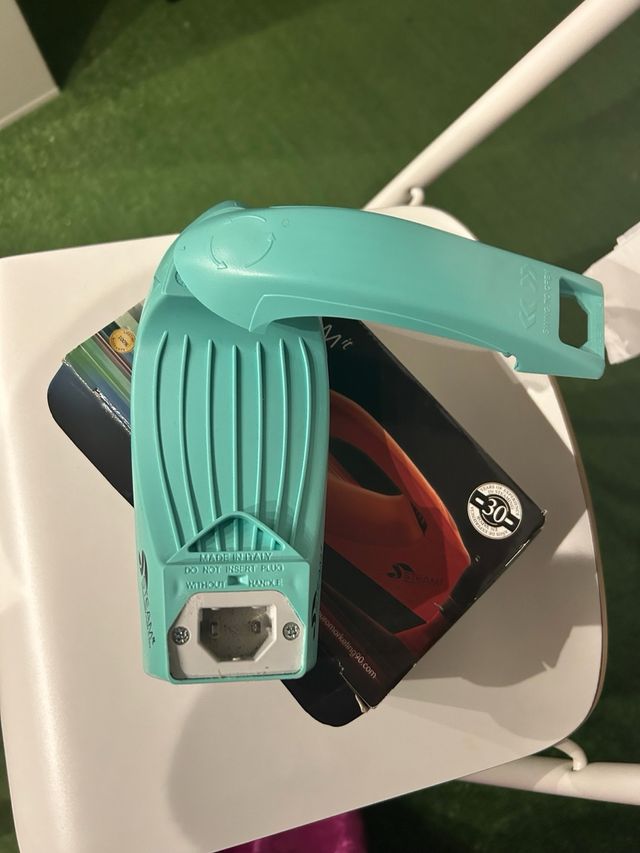 Plancha vapor vertical ropa