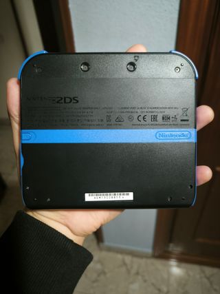 Nintendo 2DS + Juegos