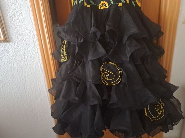 ANTIGUO CONFECCIONADO CON MANTON DE MANILA ARTE