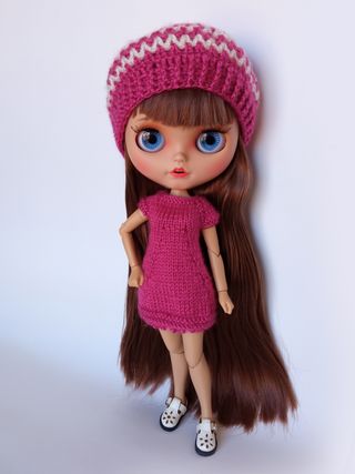 Boina, rebeca y vestido en beige y rosa - Blythe