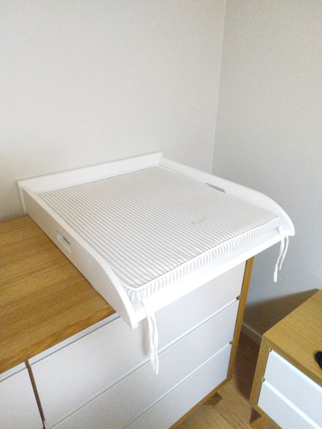 Superfície completa de mudas para comoda