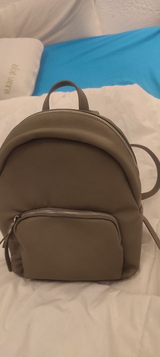 Mochila estradivarius