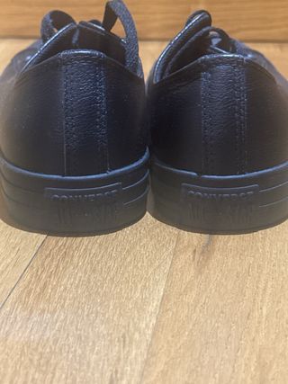 CONVERSE negras
