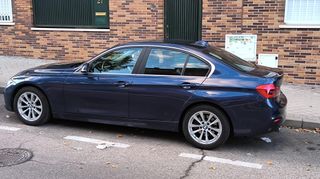 BMW Serie 3 318dA Business