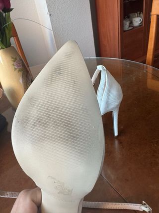 Zapatos blancos