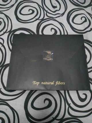 Fular negro Carla Rivera seda y lana