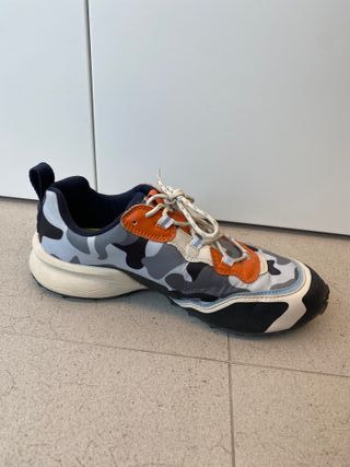 Zapatillas deportivas urbanas ZARA