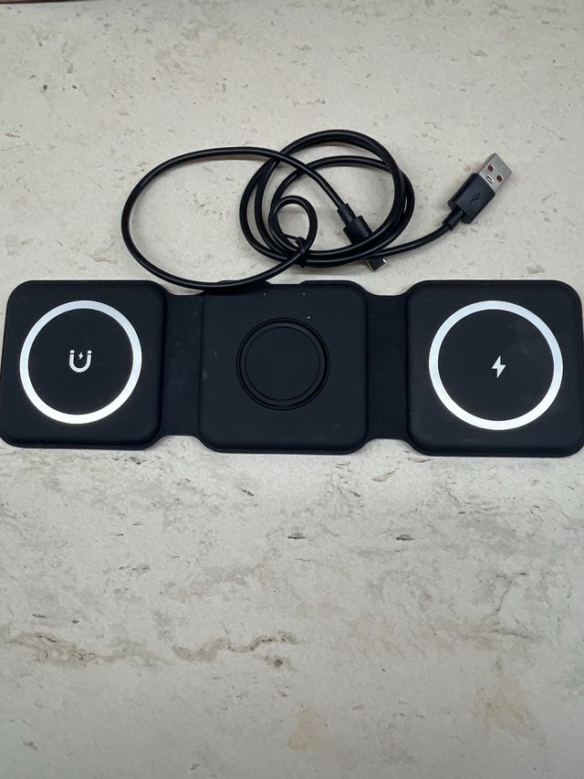 Caricabatterie wireless mobile e Applewatch