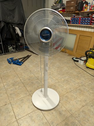 Ventilador de pie Rowenta VU5840