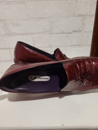 Zapato charol granate