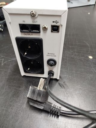 SAI UPS 600VA