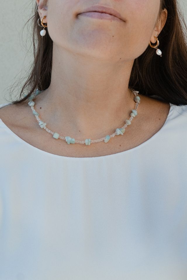 Collana con perline e cristalli