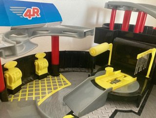 Circuito de Coches; Lavadero, Aparcamiento y Garaj