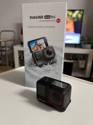 Insta360 ace pro