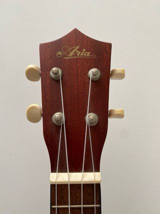 Ukelele ARIA AU 1