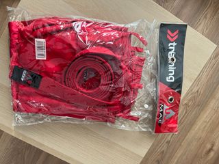 Kimono karate rojo niño marca Fuji